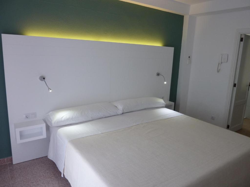 Hotel Sa Roqueta Can Picafort Adults Only Habitación foto